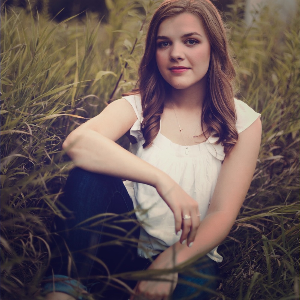 Meet your Posher, Christina